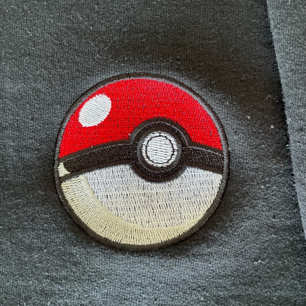 Handmade Pokémon charmander embroidered sweater - Picture 2 of 7